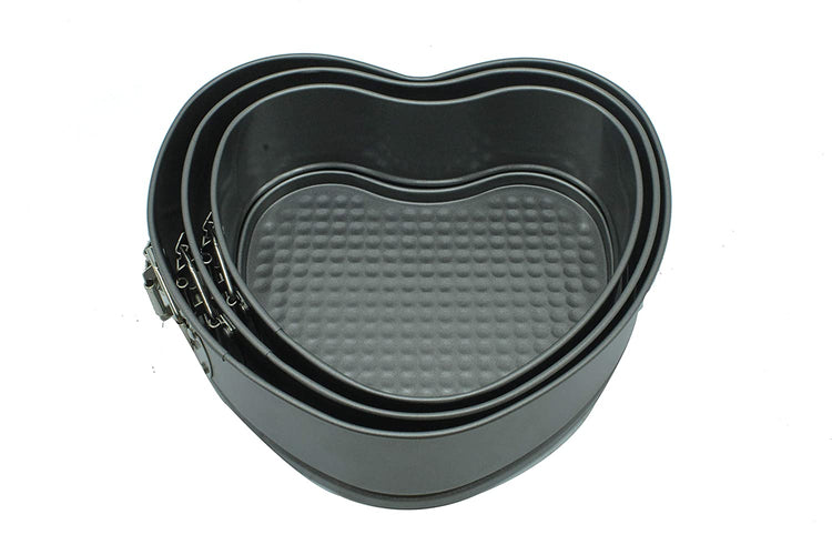 Carbon Steel Heart Shape Cake Mould | Baking Pan (Set of 3 Pcs)