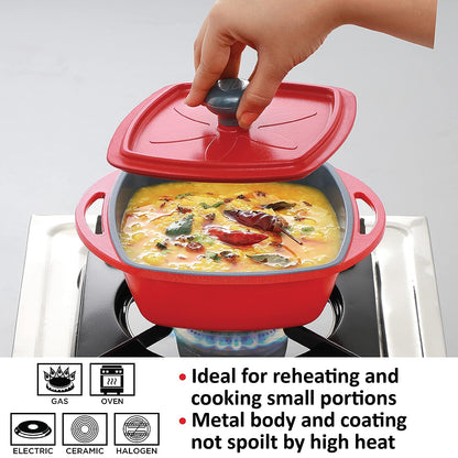 Hawkins Die-Cast Mini Casserole With Lid 0.75 Litres, Square Shaped Die-Cast pan for Cooking, Reheating, Serving and Storing, Red - MCSR75