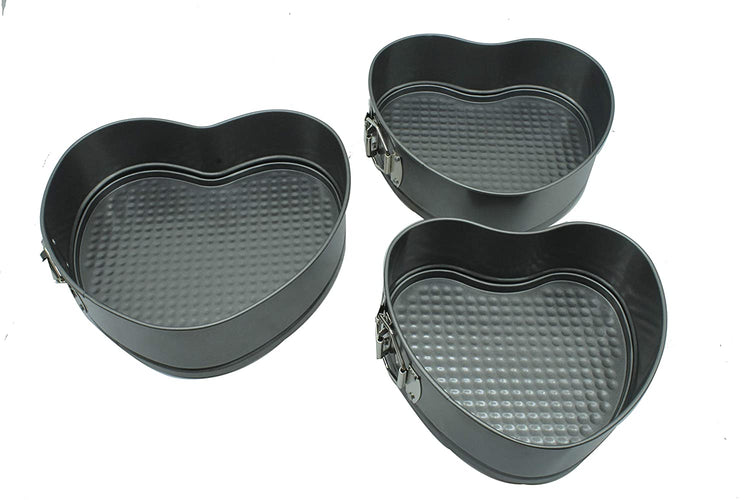 Carbon Steel Heart Shape Cake Mould | Baking Pan (Set of 3 Pcs)